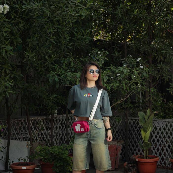 Grey Oversize Crop Top - Antibodies